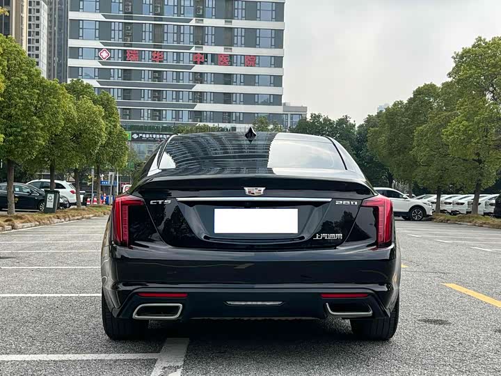 Фото 8 - Cadillac CT5