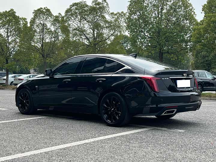 Фото 9 - Cadillac CT5