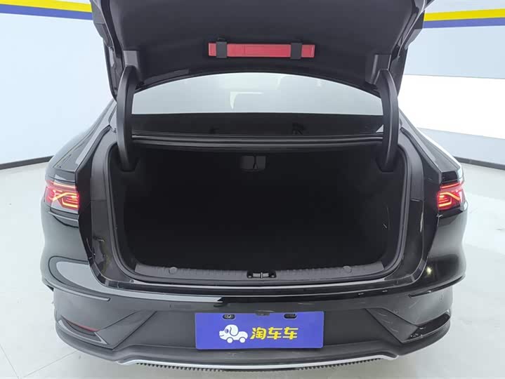 Фото 4 - BYD Han