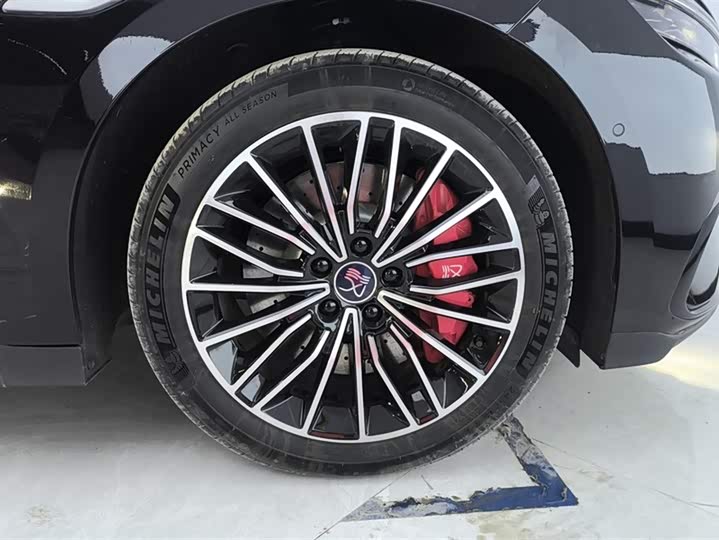 Фото 6 - BYD Han