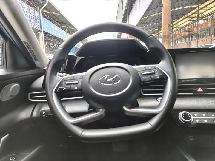 Фото 7 - Hyundai Elantra N line