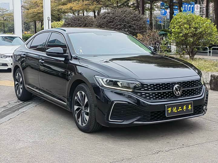 Фото 4 - Volkswagen Passat