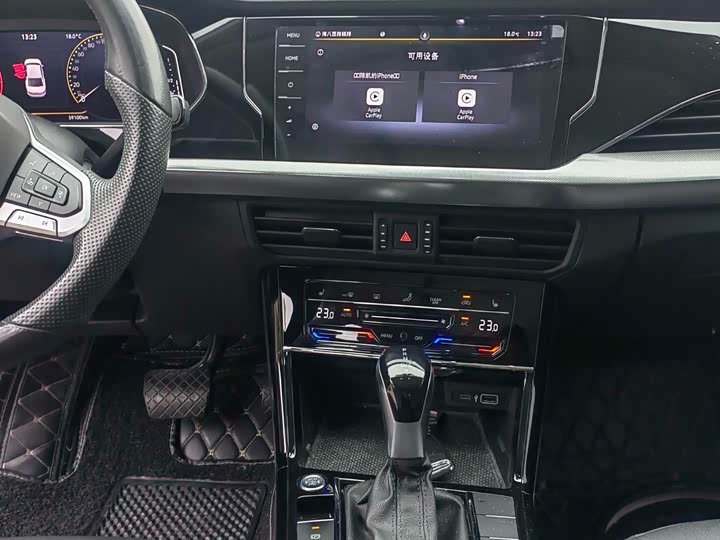 Фото 9 - Volkswagen Passat