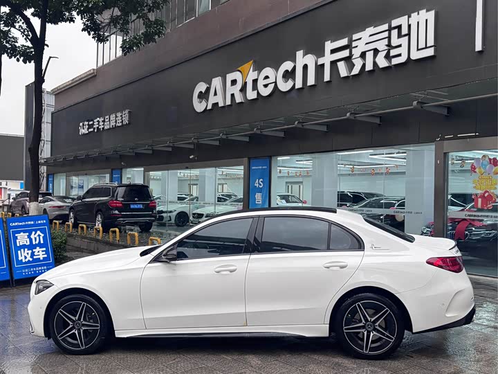 Фото 3 - Mercedes-Benz C-Class