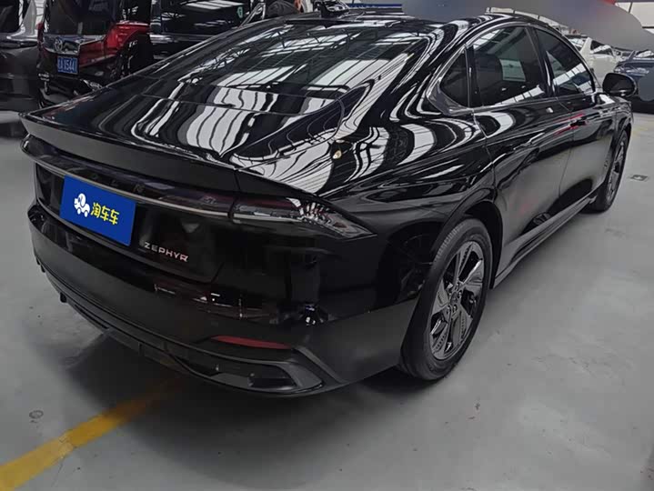 Фото 3 - Lincoln Z (Zephyr)