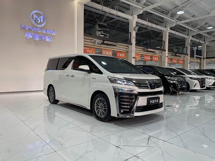 Фото 7 - Toyota Vellfire