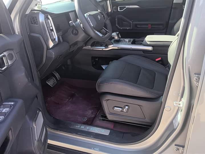 Фото 9 - Jetour T2