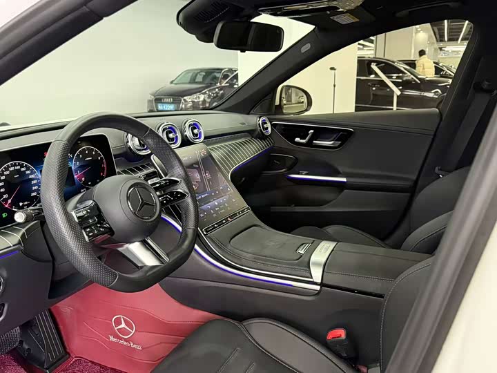 Фото 3 - Mercedes-Benz C-Class