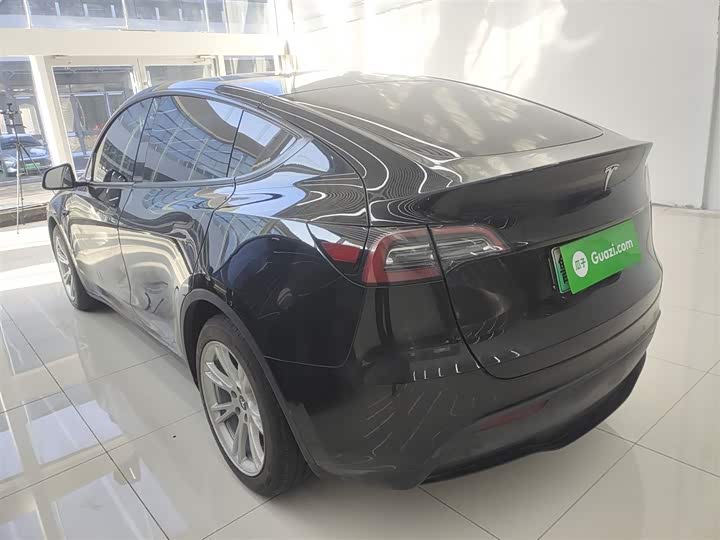 Фото 5 - Tesla Model Y