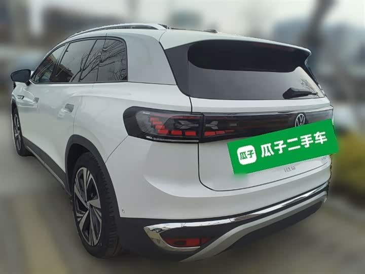 Фото 9 - Volkswagen ID.6 Crozz