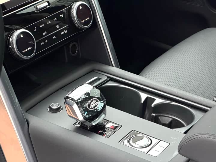 Фото 6 - Land Rover Discovery