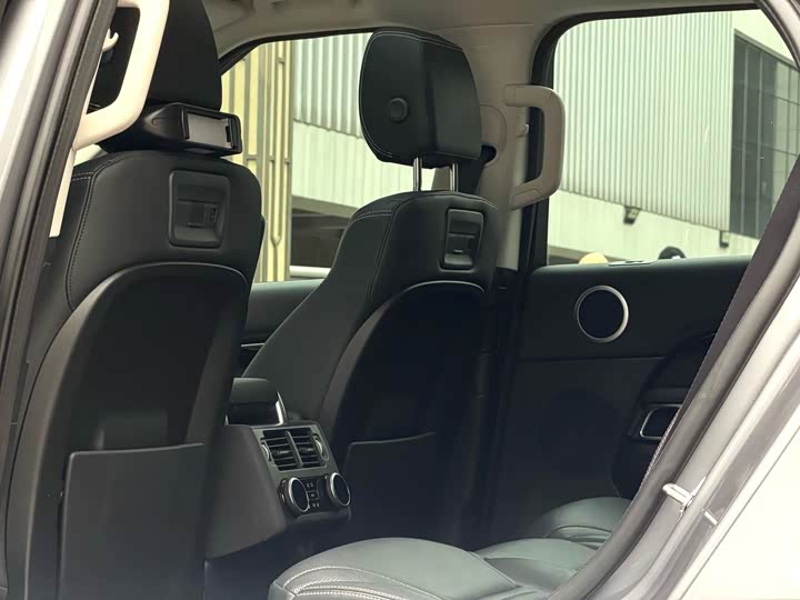 Фото 8 - Land Rover Discovery