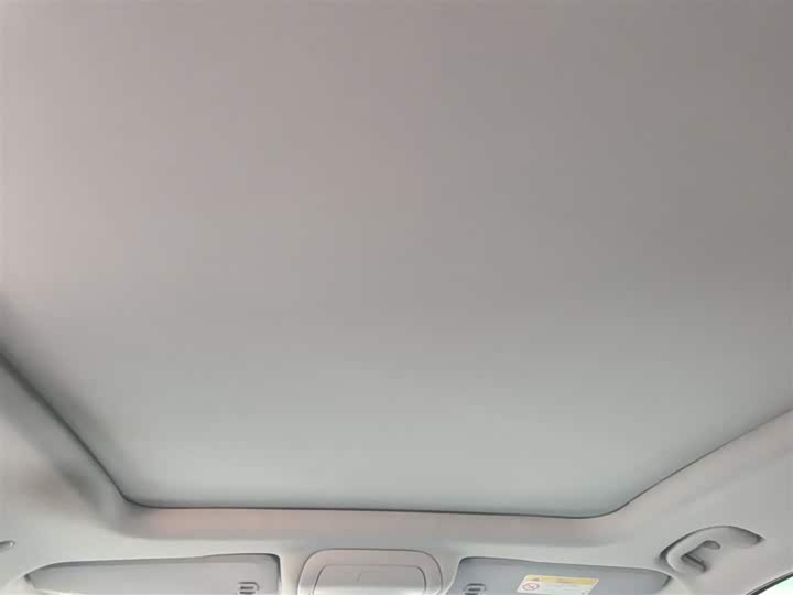 Фото 9 - Chevrolet Equinox