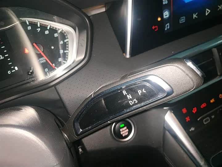 Фото 6 - Maxus G50