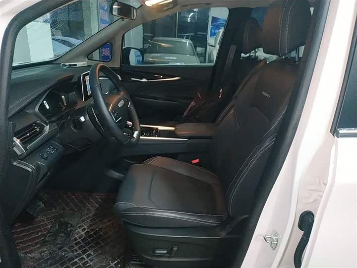 Фото 7 - Maxus G50