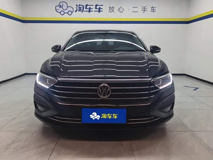 Фото 1 - Volkswagen Sagitar L