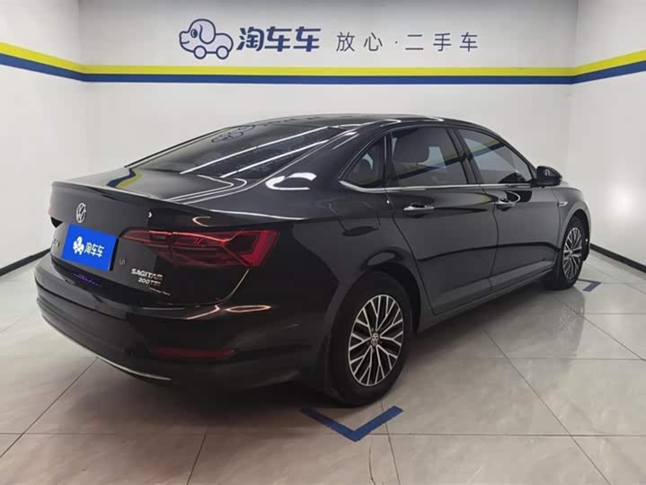 Фото 2 - Volkswagen Sagitar L