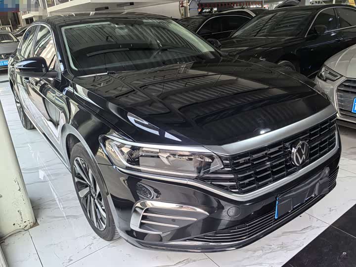 Фото 3 - Volkswagen Passat