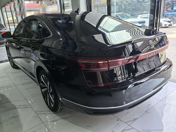 Фото 4 - Volkswagen Passat