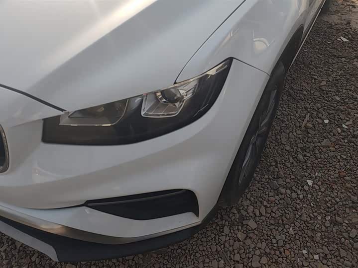 Фото 5 - Geely Atlas