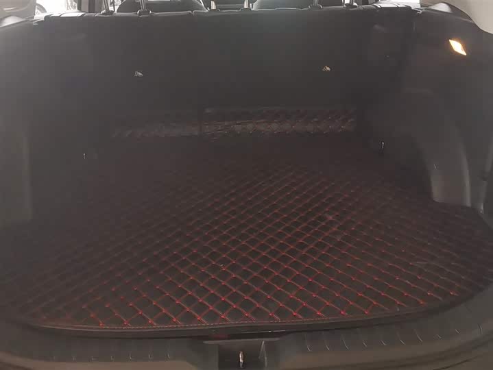 Фото 4 - Toyota RAV4