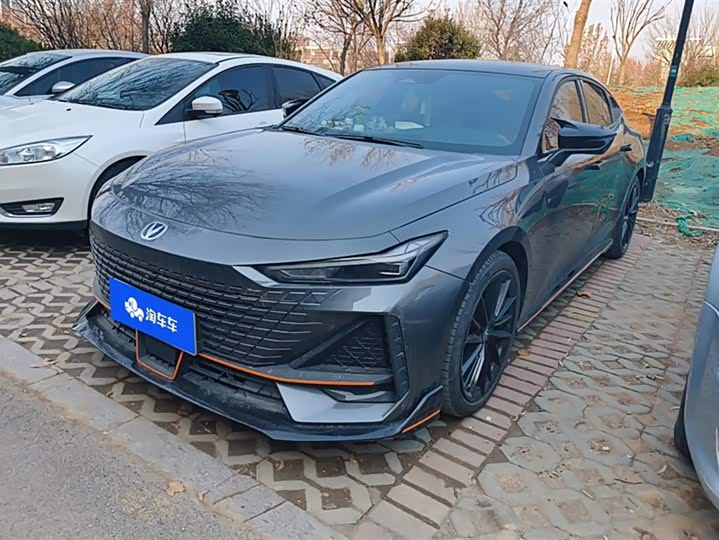 Фото 1 - Changan UNI-V