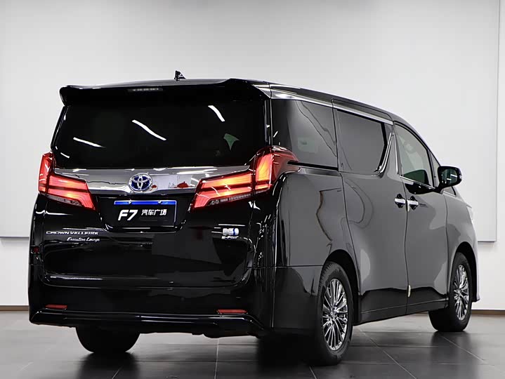 Фото 6 - Toyota Alphard