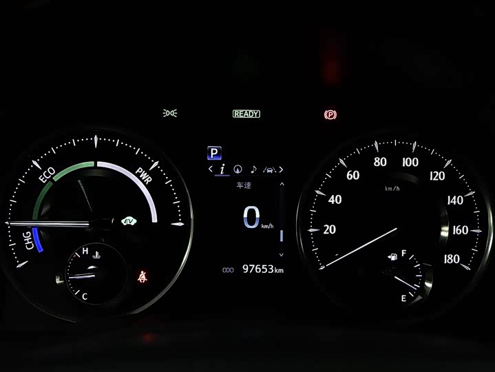 Фото 9 - Toyota Alphard