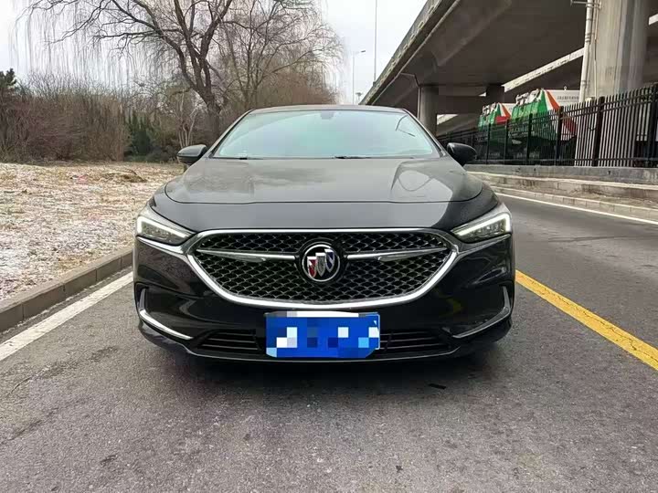 Фото 1 - Buick LaCrosse