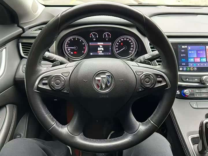 Фото 7 - Buick LaCrosse