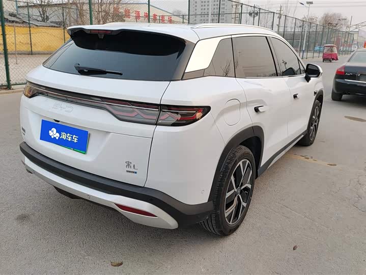 Фото 3 - BYD Song L DM-i Hybrid