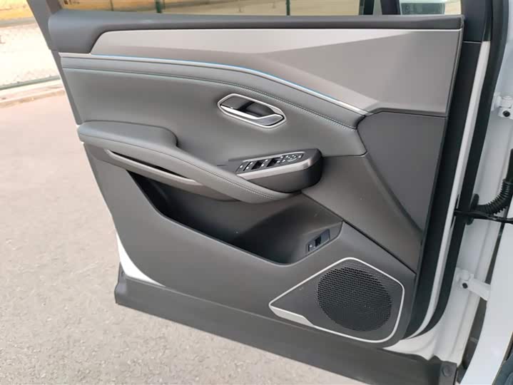 Фото 7 - BYD Song L DM-i Hybrid