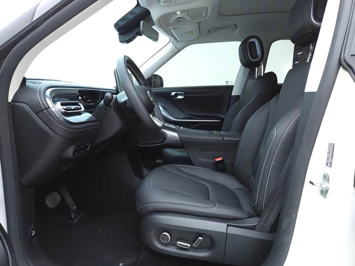 Фото 7 - Smart #1