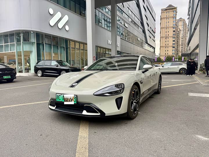 Фото 1 - Xiaomi SU7