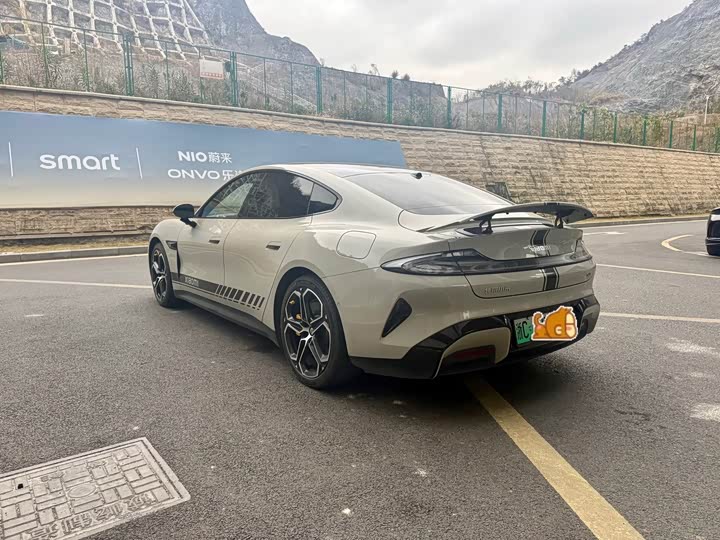 Фото 6 - Xiaomi SU7