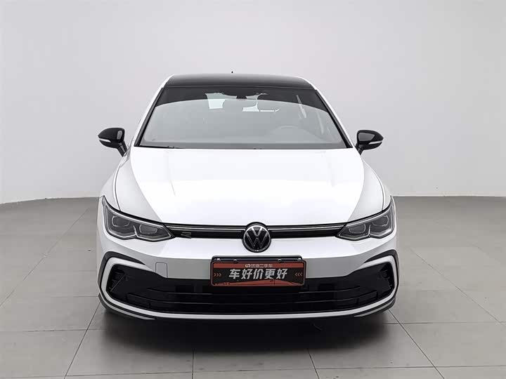 Фото 3 - Volkswagen Golf