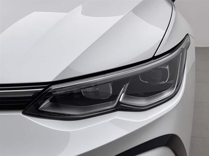 Фото 7 - Volkswagen Golf