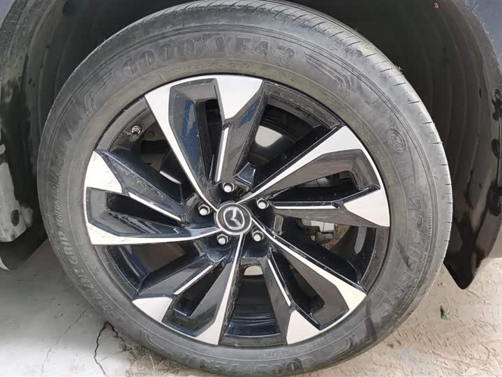 Фото 3 - Mazda CX-50