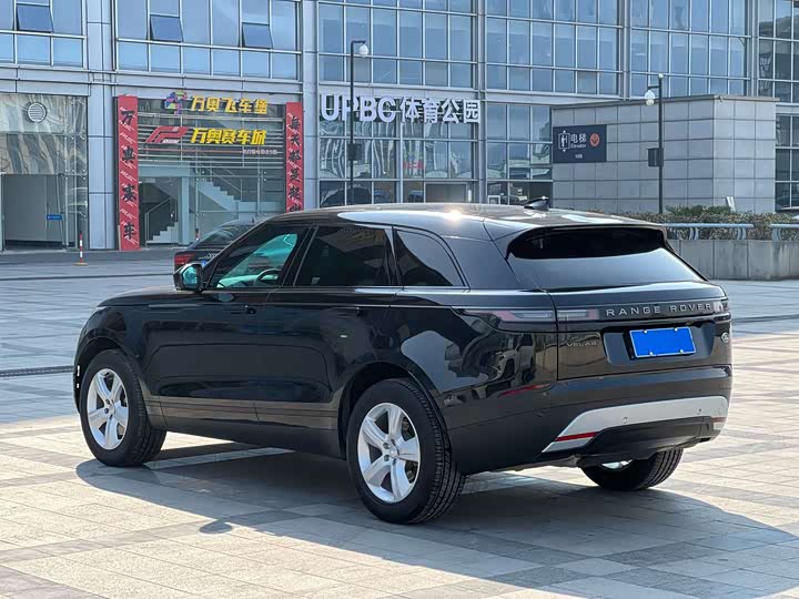 Фото 2 - Land Rover Range Rover Velar