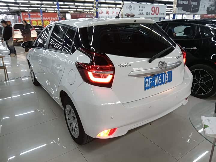 Фото 5 - Toyota Vios FS