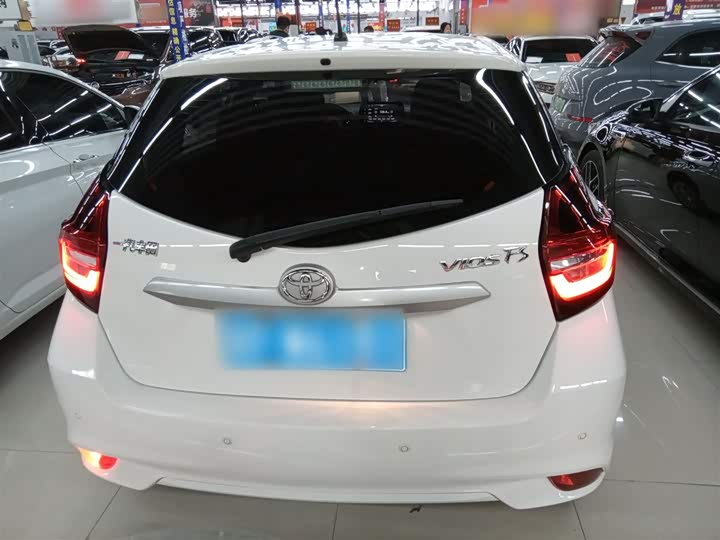 Фото 6 - Toyota Vios FS