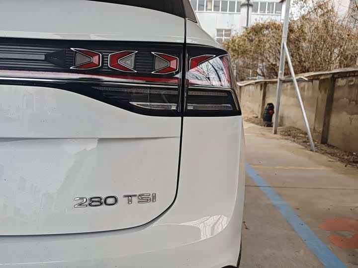 Фото 7 - Volkswagen Tayron