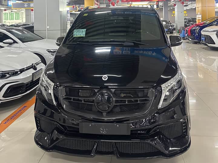 Фото 2 - Mercedes-Benz V-Class