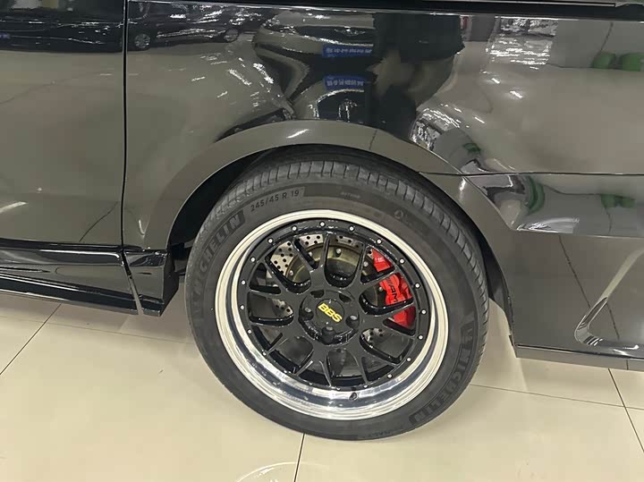 Фото 6 - Mercedes-Benz V-Class