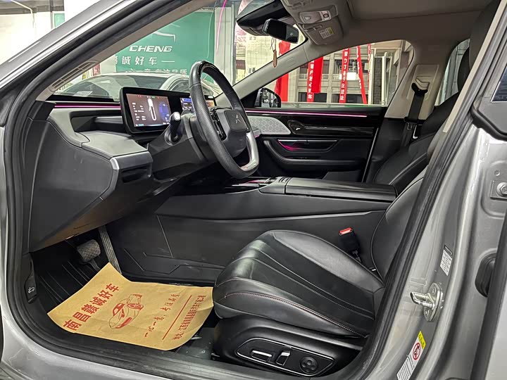 Фото 5 - XPeng P7