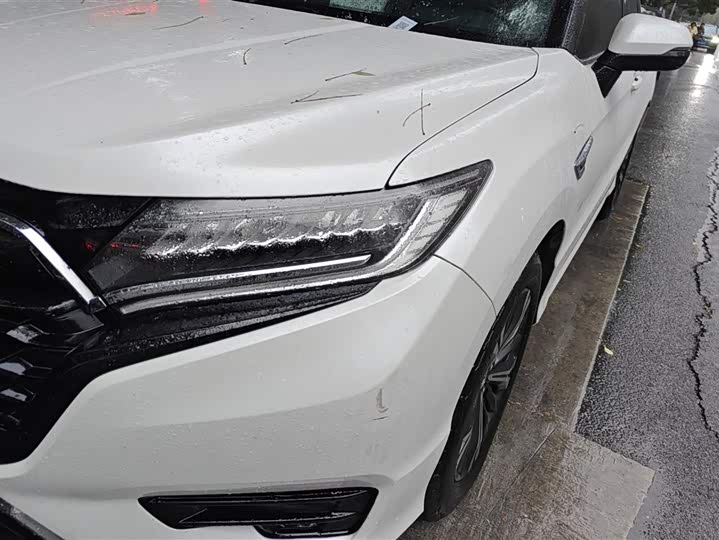 Фото 5 - Honda UR-V