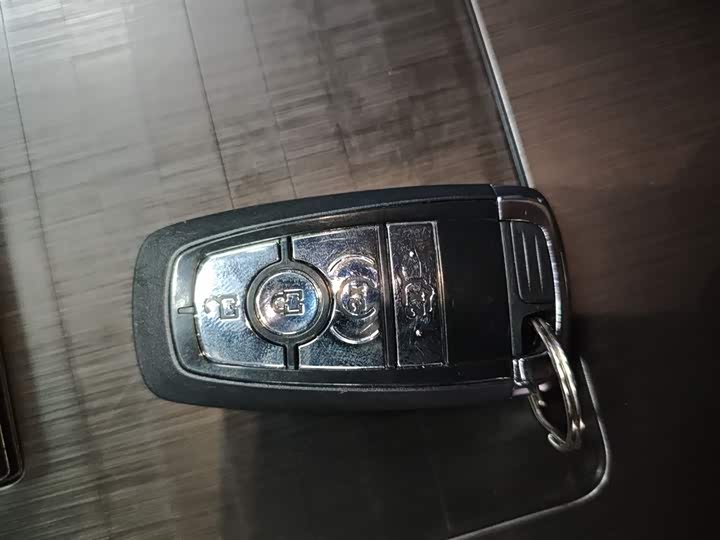 Фото 9 - Lincoln Corsair