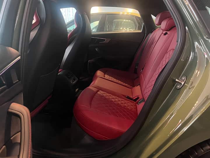 Фото 7 - Audi S4