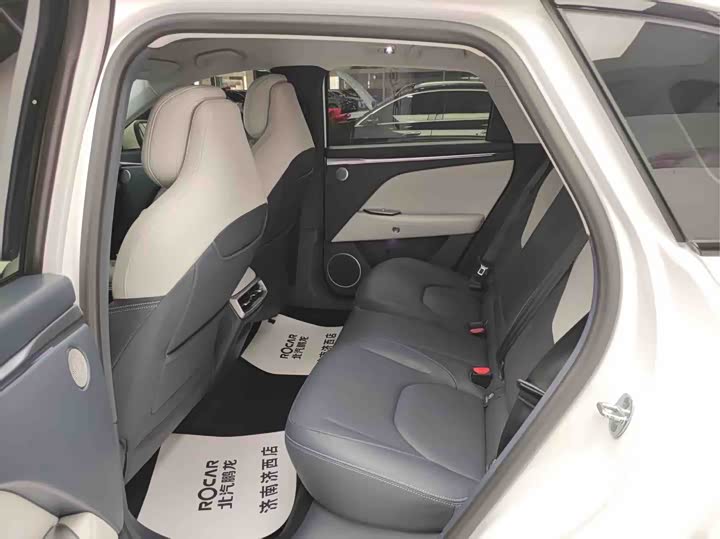 Фото 7 - BAIC Arcfox Alpha T5