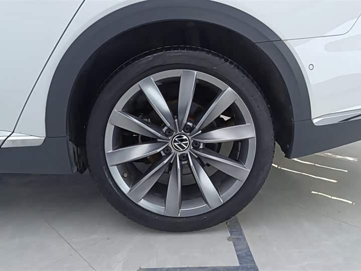 Фото 6 - Volkswagen CC